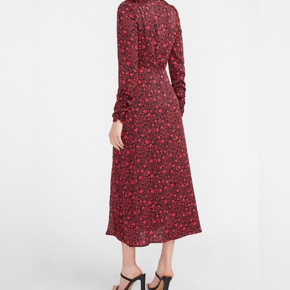 🥀NWT🥀Express Floral Ruched Sleeve Midi Dress - Picture 2 of 5